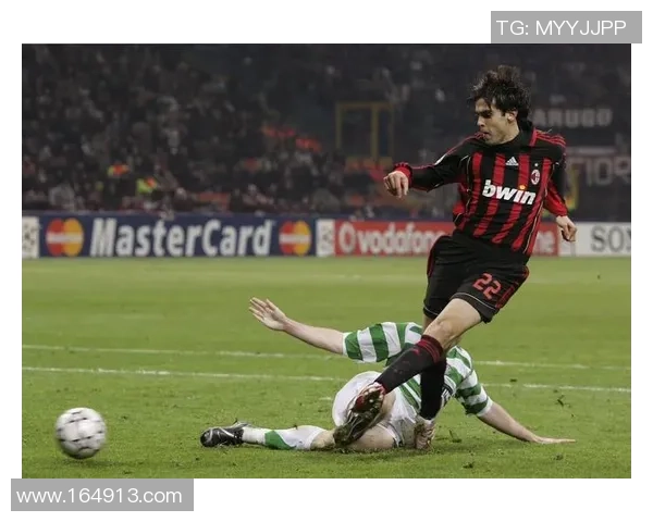 足球巨星坐车时的奢华生活与独特选择揭秘车内风景和品牌偏好